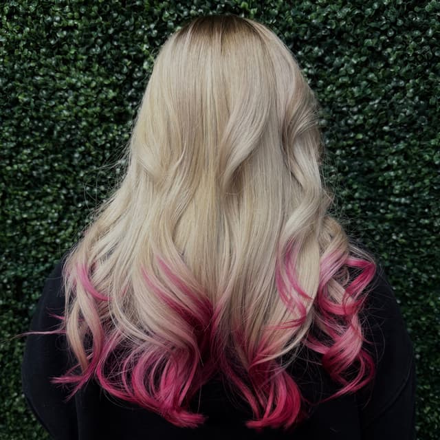 Blowout Babe Plus at J|S Hair in Fort worth, TX